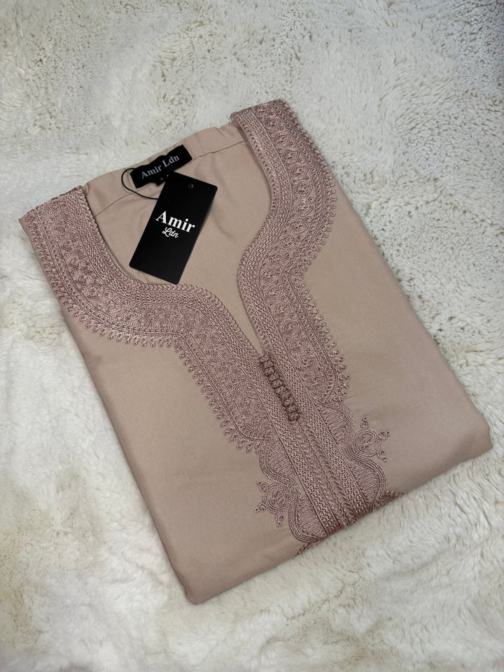 Sample sale