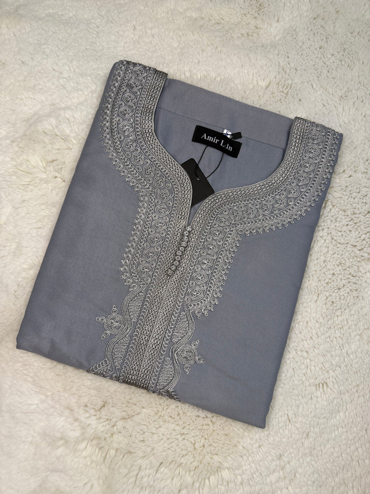 Sample sale